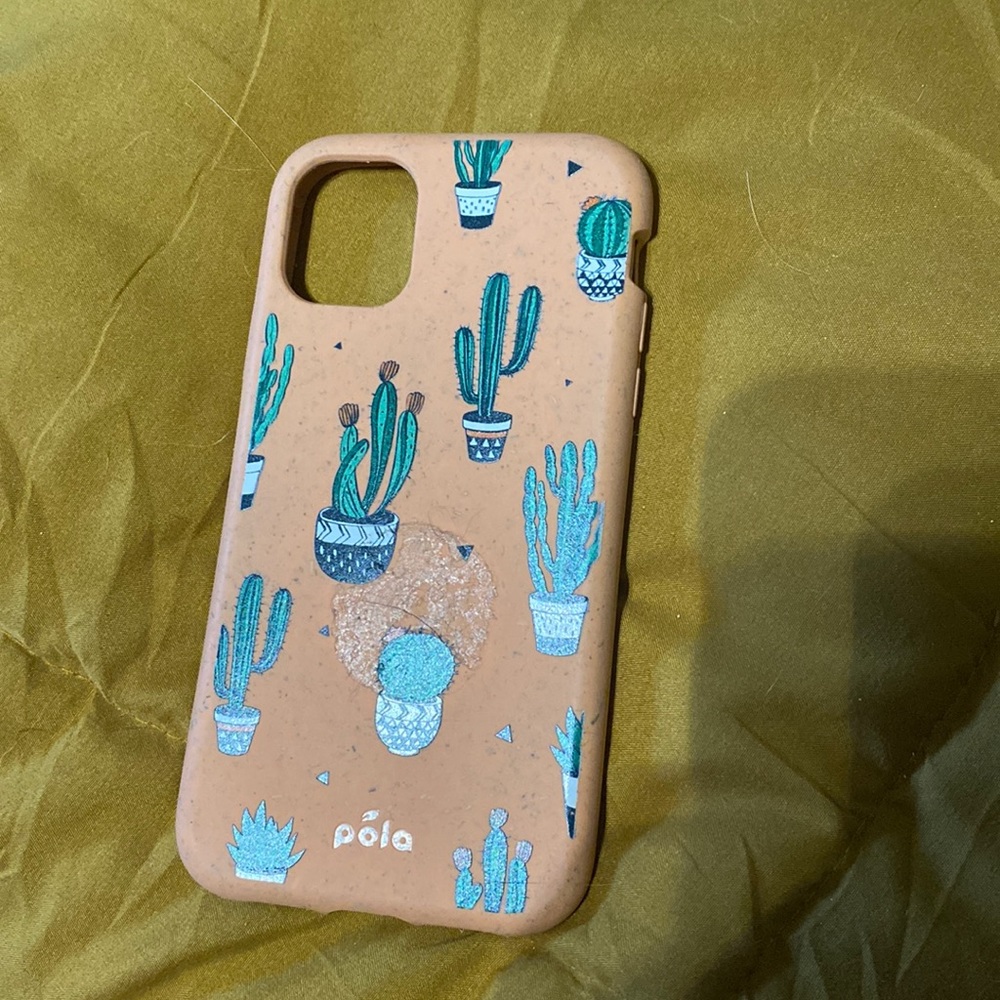 iPhone 11 pela case.